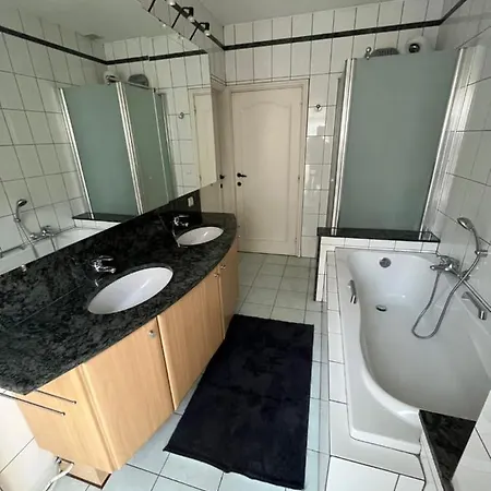 Fabry 28-appartement Spacieux 2 Chambres * Liege